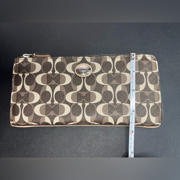 Coach Peyton Dream C Slim Zip Wallet F50150 - Picture 8 of 8